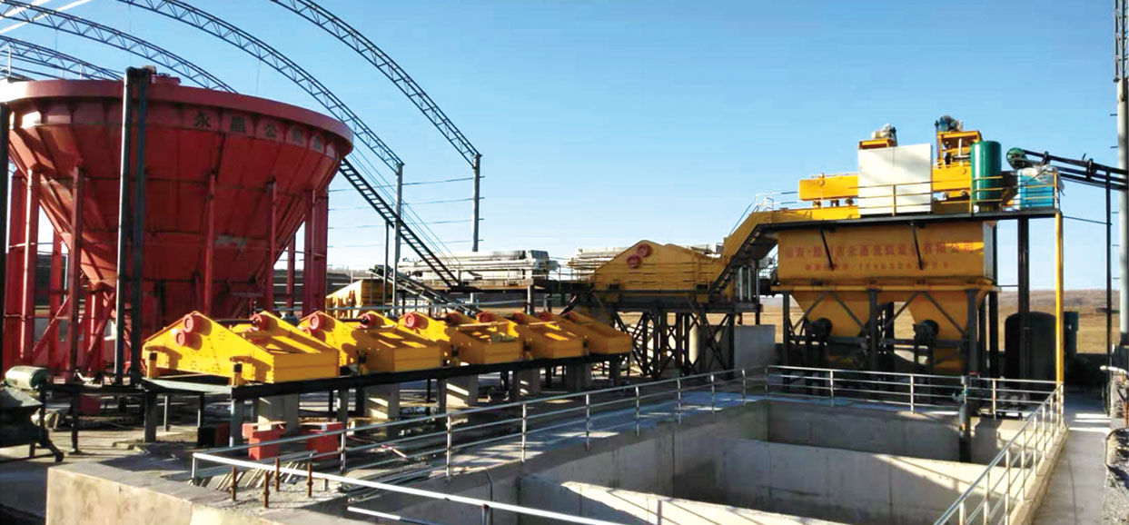 ���̰���